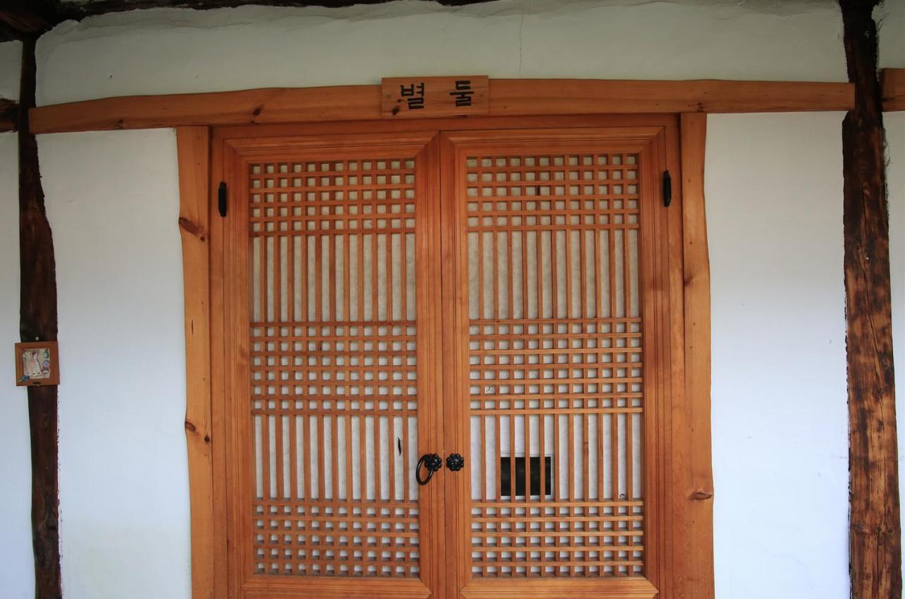 Hanok Madang Villa Jeonju Eksteriør bilde