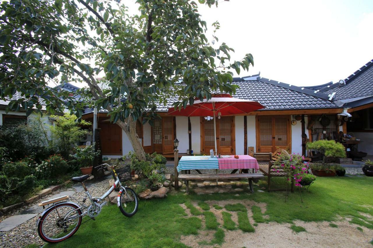 Hanok Madang Villa Jeonju Eksteriør bilde